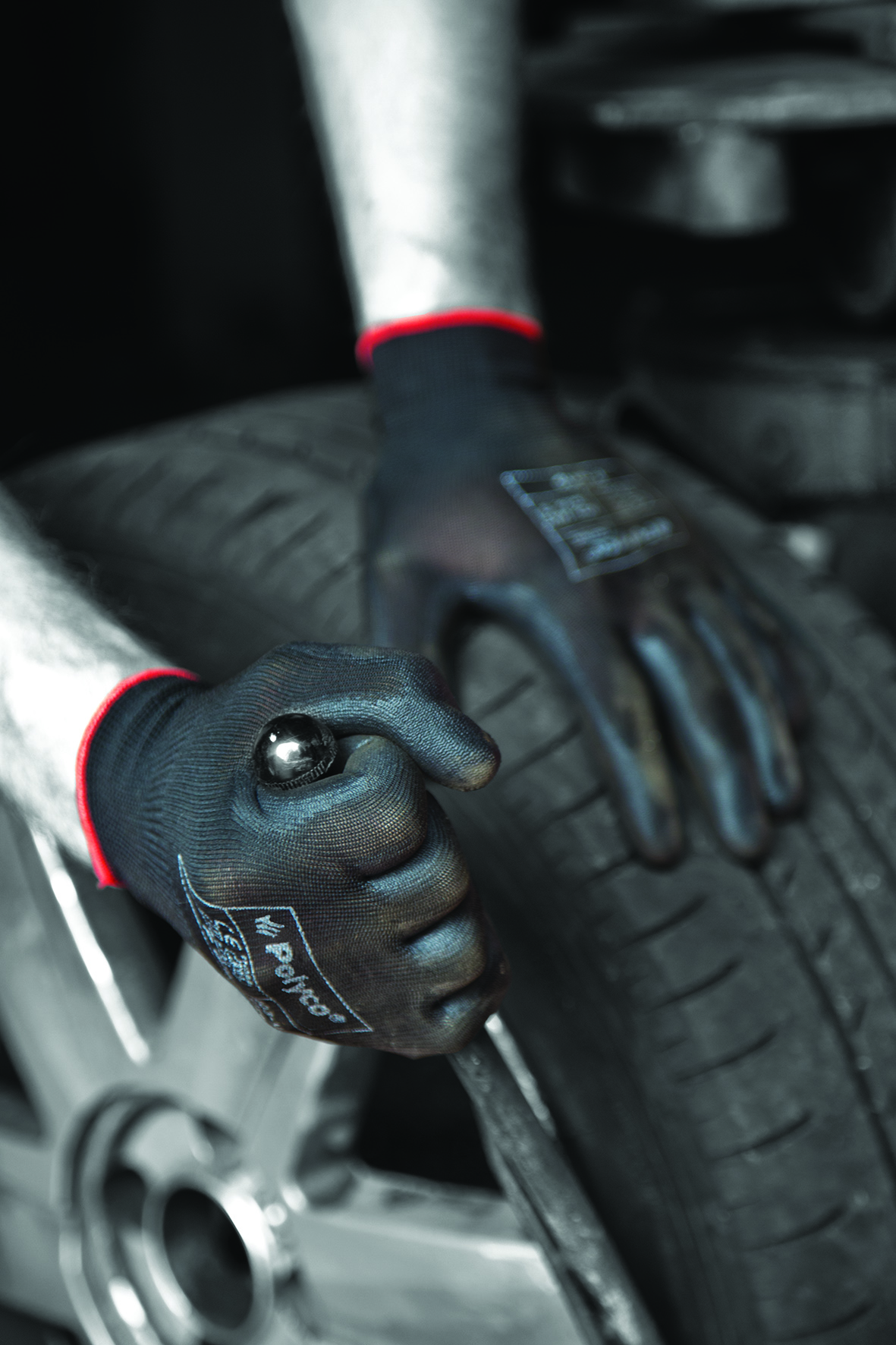 Impressive Grip is Ideal for Gripping Tools Polyco Matrix P Grip Black Safety Gloves 400-MAT