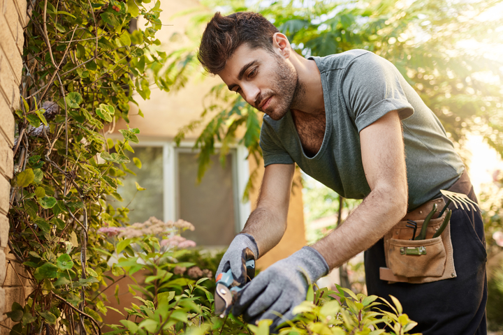 Use breathable gloves to keep hands fresh during summer work