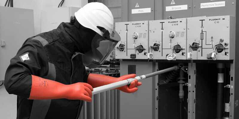 Sibille GCA Arc Flash Gloves for construction, automotive and rail industries.