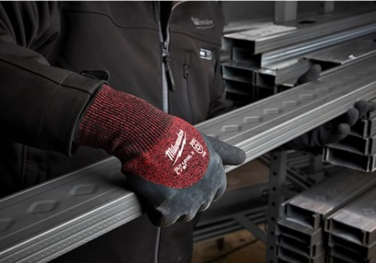 Milwaukee Gloves combine cut-resistance with thermal protection, for a brilliant outdoor safety glove Cut resistant
