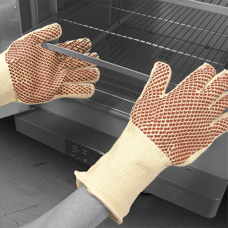 Dexterity of the Polyco Oven Gloves with Fingers Dexterity of the Polyco Oven Gloves with Fingers